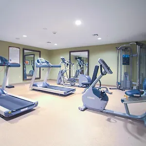 Staybridge - Park By Ihg Hotell